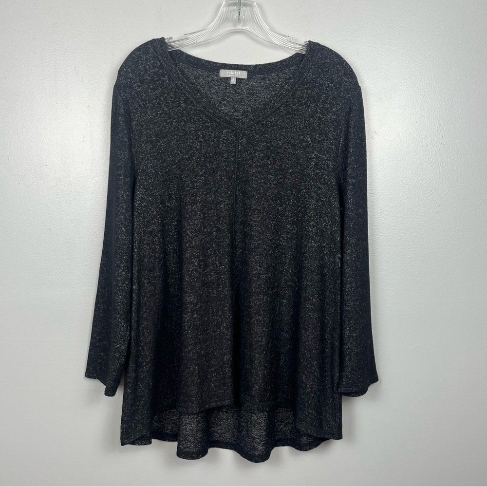 Habitat black speckled v-neck 3/4 sleeve knit top, size medium.
